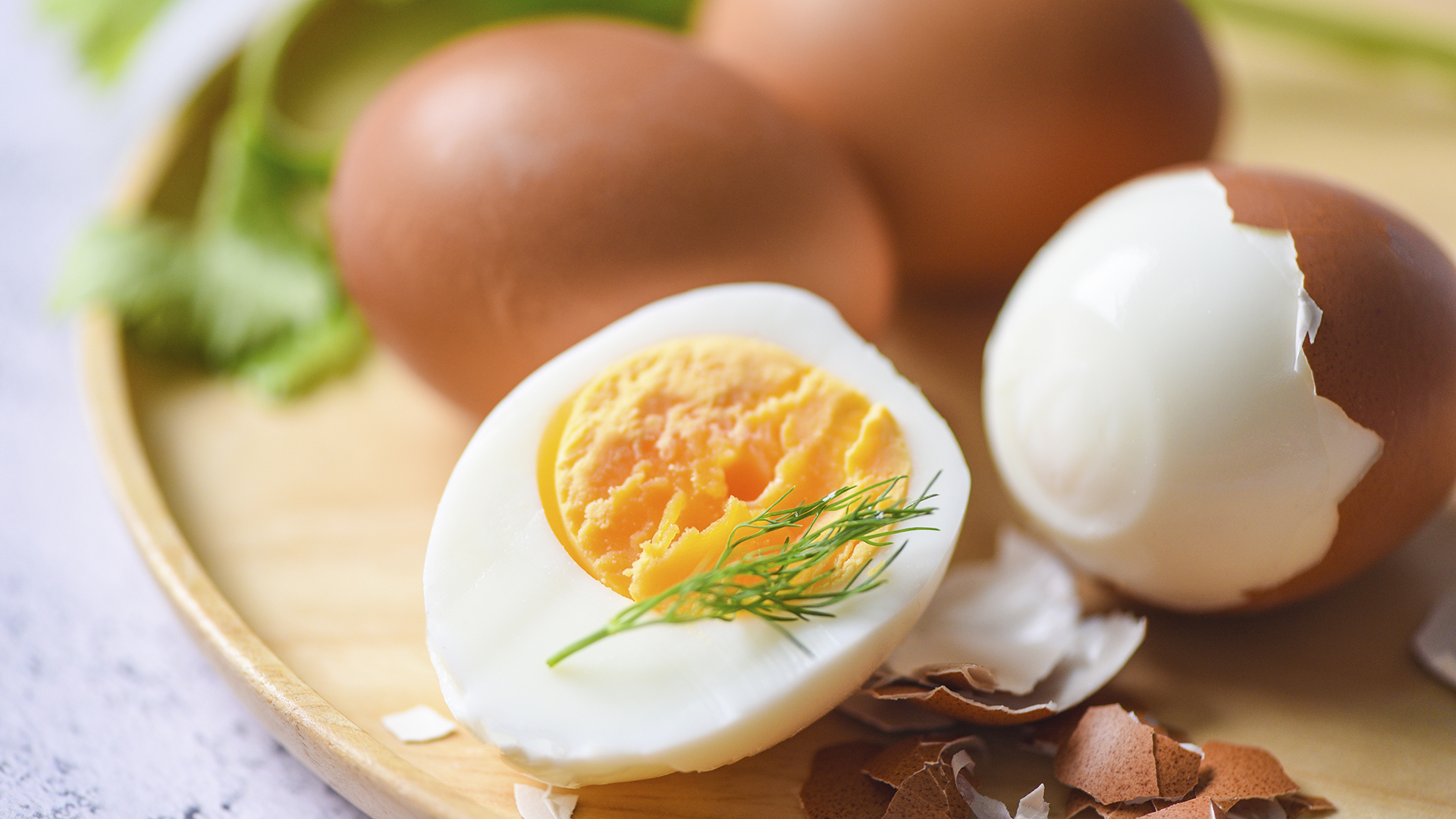 Ovos cozidos com casca Dovo